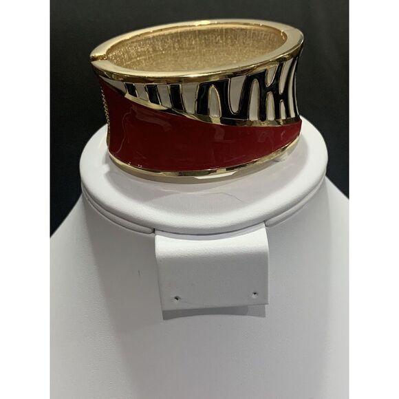 Zawadi Hinged Cuff Bracelet Zebra Strips,‎ Red ,Gold Tone Size 6 - Picture 2 of 4